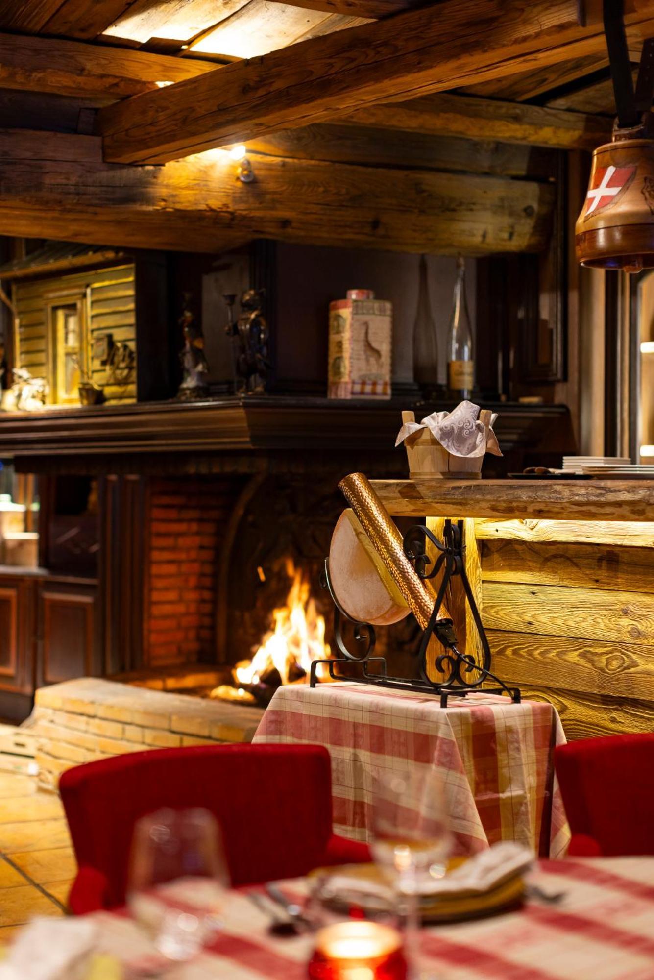 Le Lana Hotel Courchevel Exterior photo